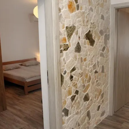 By Sea Apartman